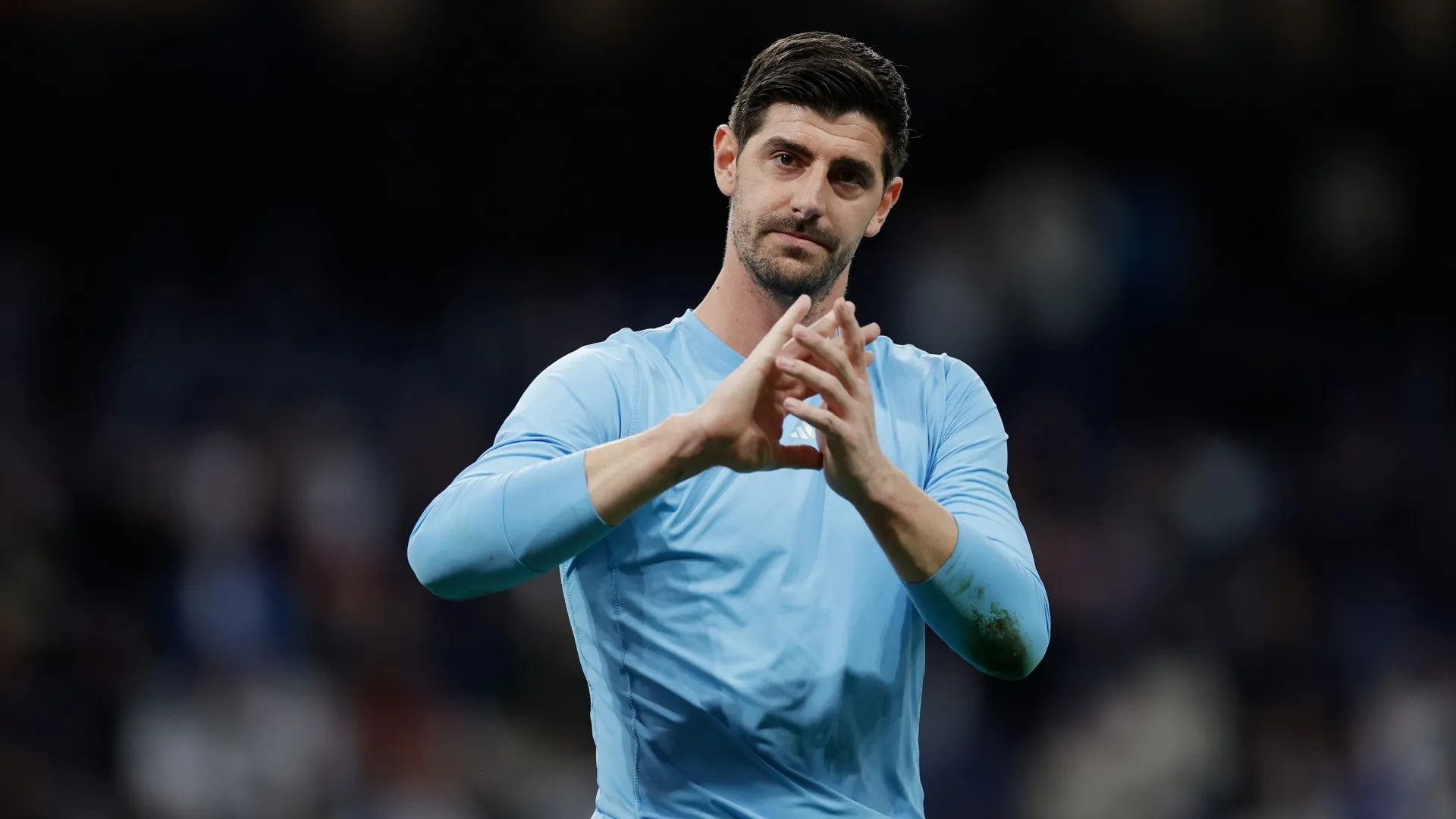 courtois_j54blu95zhc81hae6rf7kwa2n.jpg
