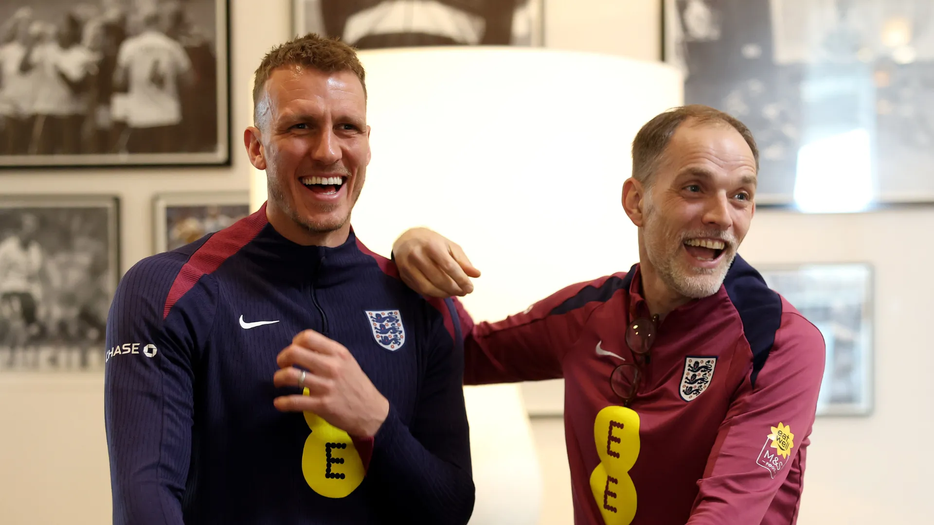 dan-burn-and-thomas-tuchel_1g9e765vxa7e91m9e30gwm3r4u.png