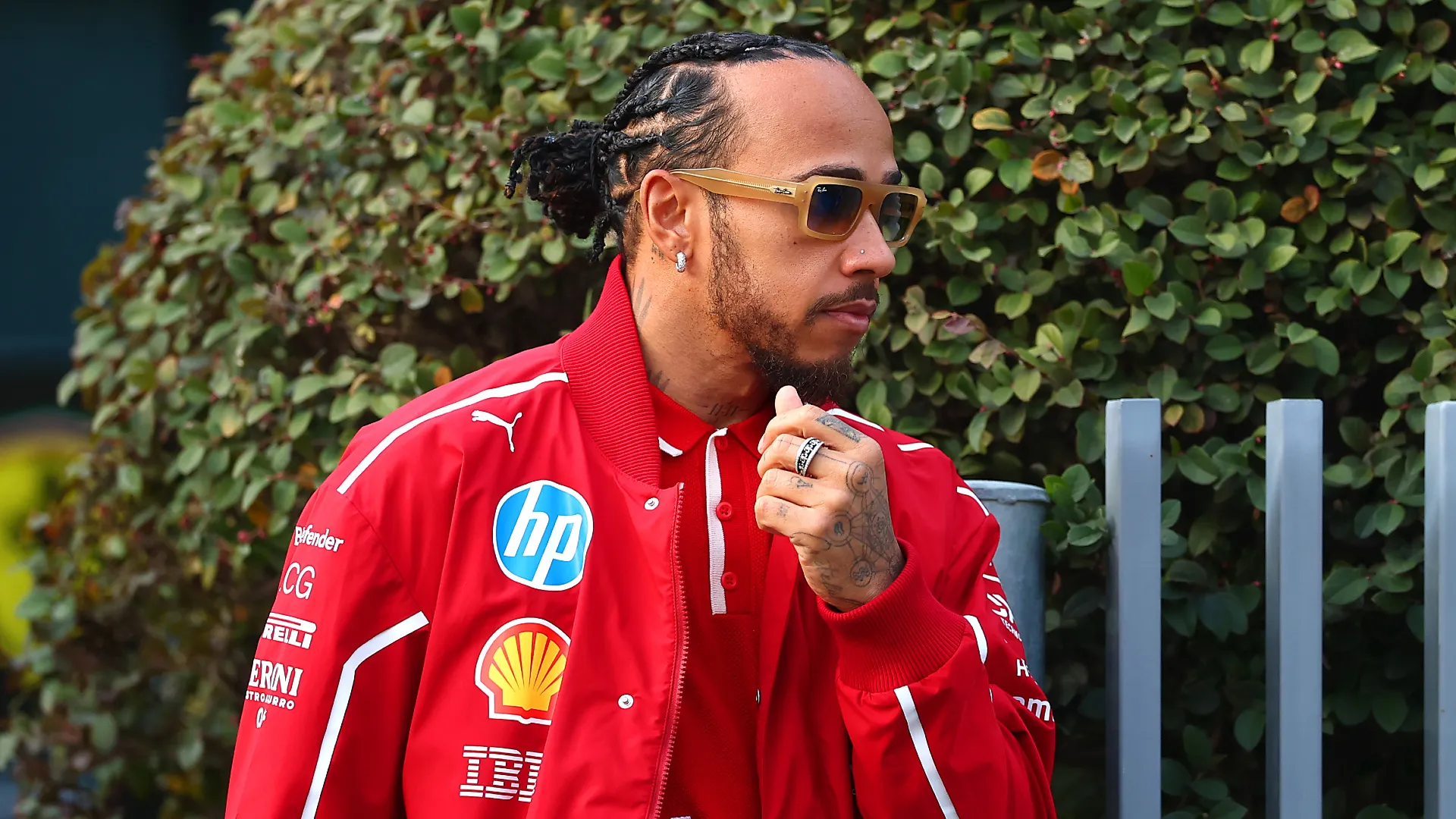 lewis-hamilton_1p8rb8usdsj441fbhbyyucay5f.jpg