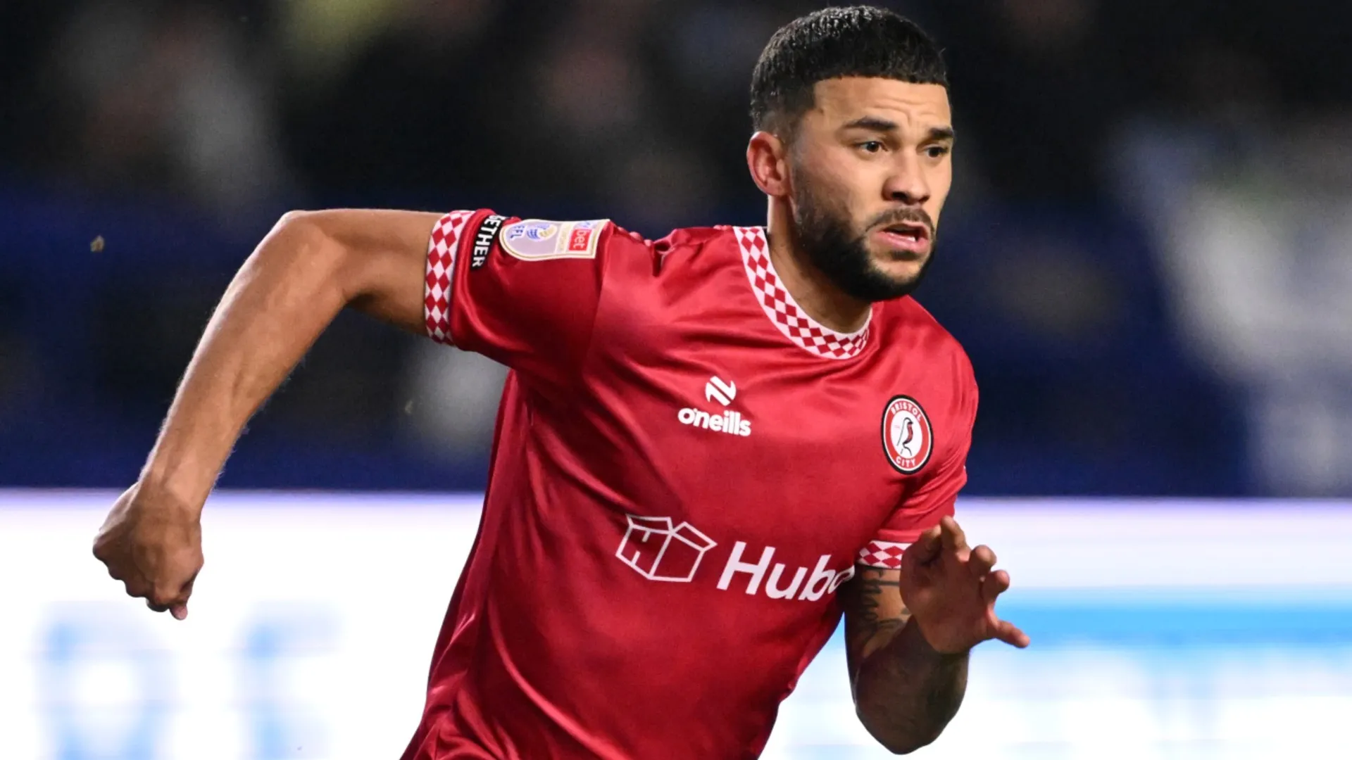 nahki-wells-of-bristol-city-in-action_1h1k4rx5mpvnd1gnfpbl9737bp.jpg
