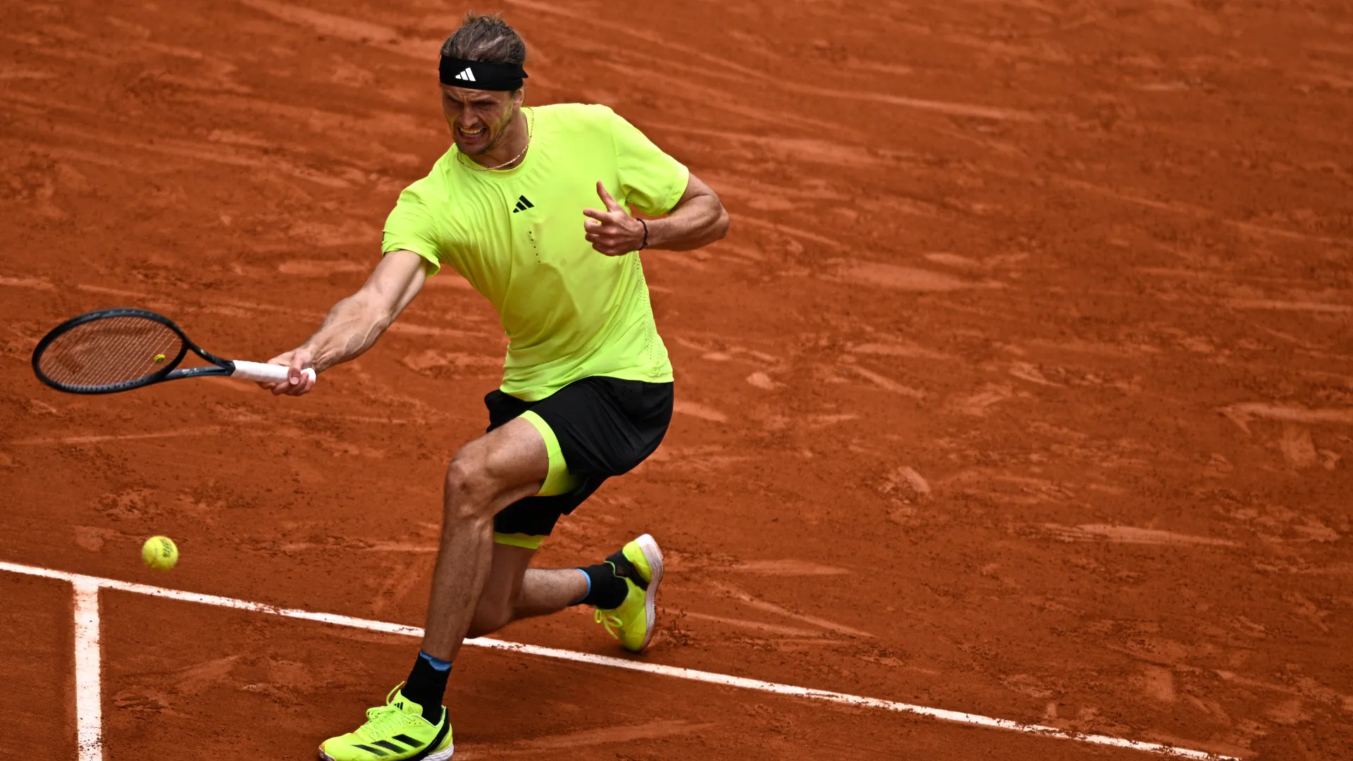 alexander-zverev_5e61o8jkjoxc1hac8o0ecfd3c.jpg