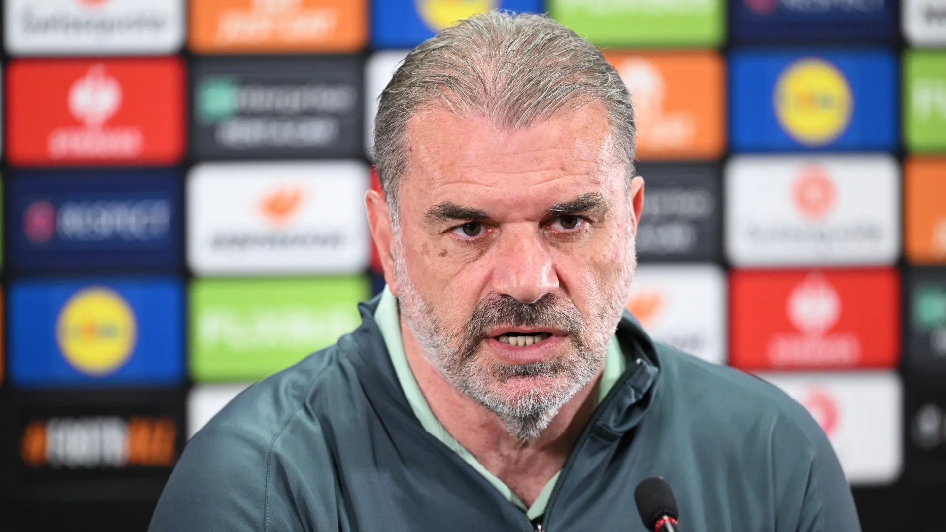 ange-postecoglou_1c0xk2mlyrh1t19h8duxy3ad1o.jpg