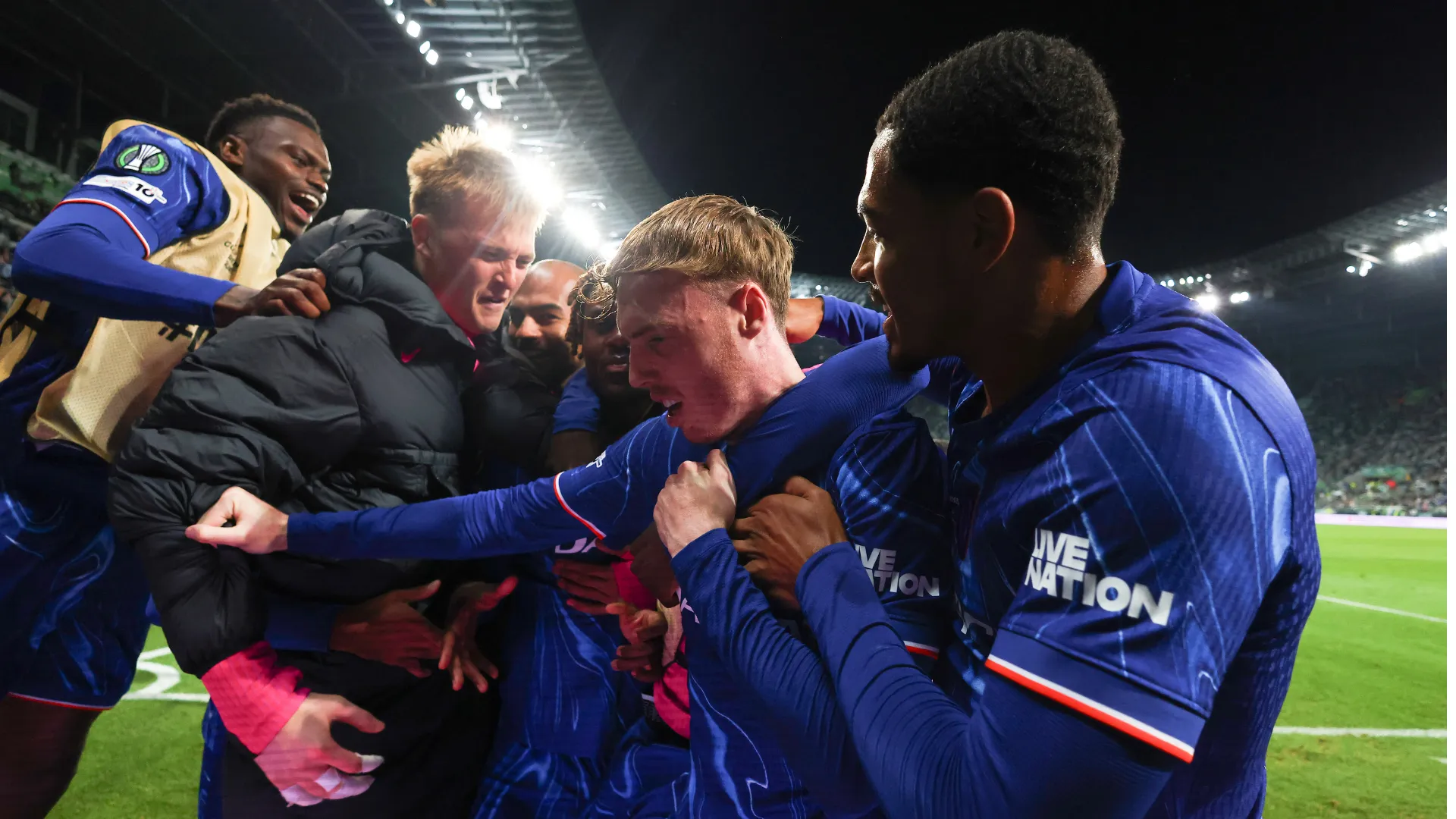 chelsea-celebrate_kv355cbxmd5l19p3pf44yseoc.png
