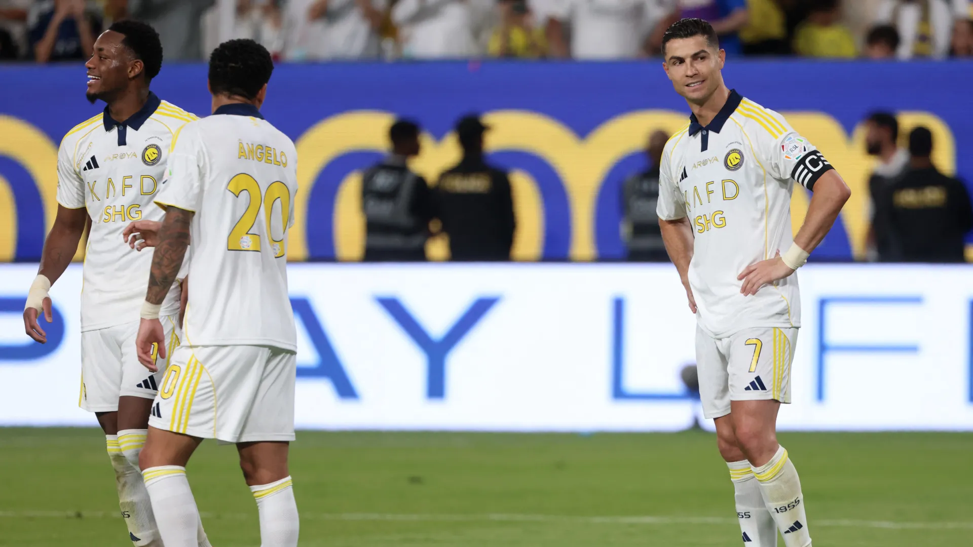 cristiano-ronaldo_rn0rr810d7he11afibjqb9l66.jpg