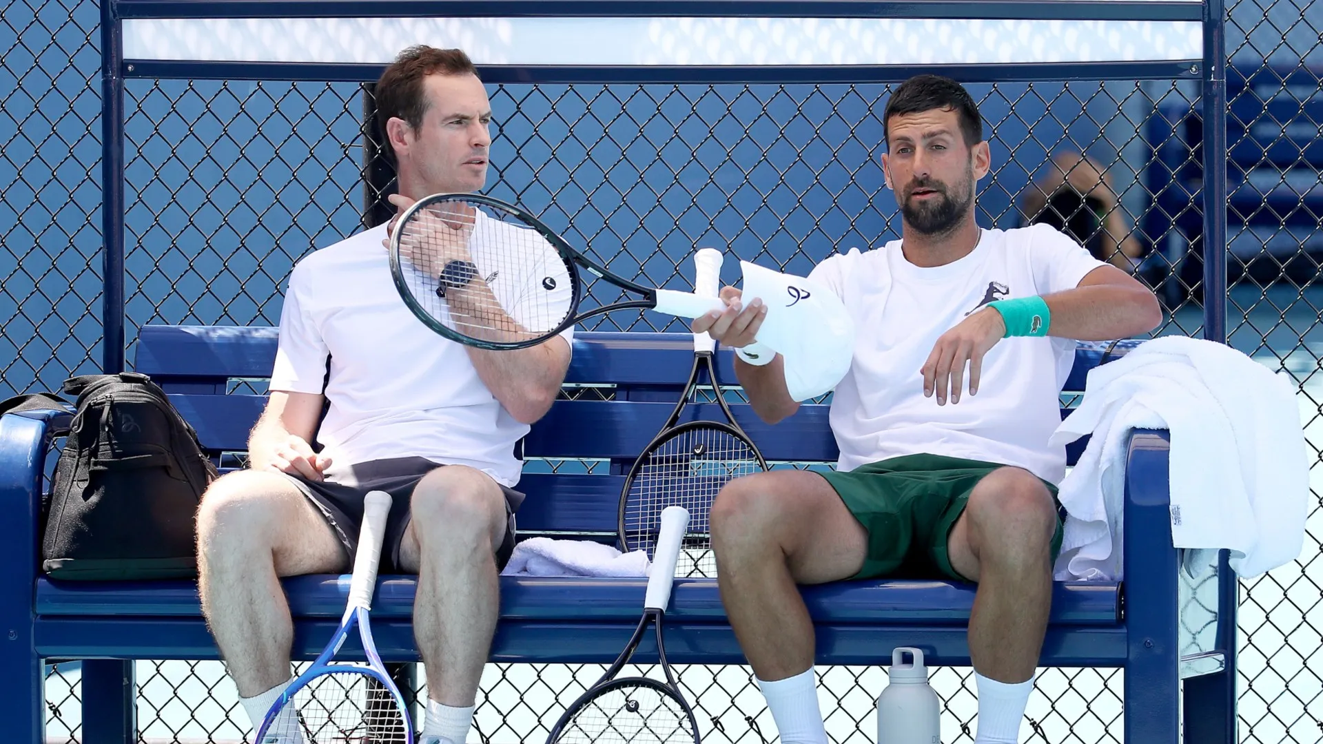 djokovic_ovjb6xlv9sz1a9o36bihbx29.jpg