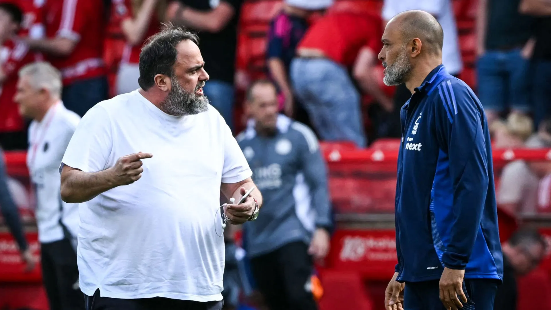 evangelos-marinakis-nuno-espirito-santo_cqpbuphrws5u1p3ny1i1lc7n5.jpg