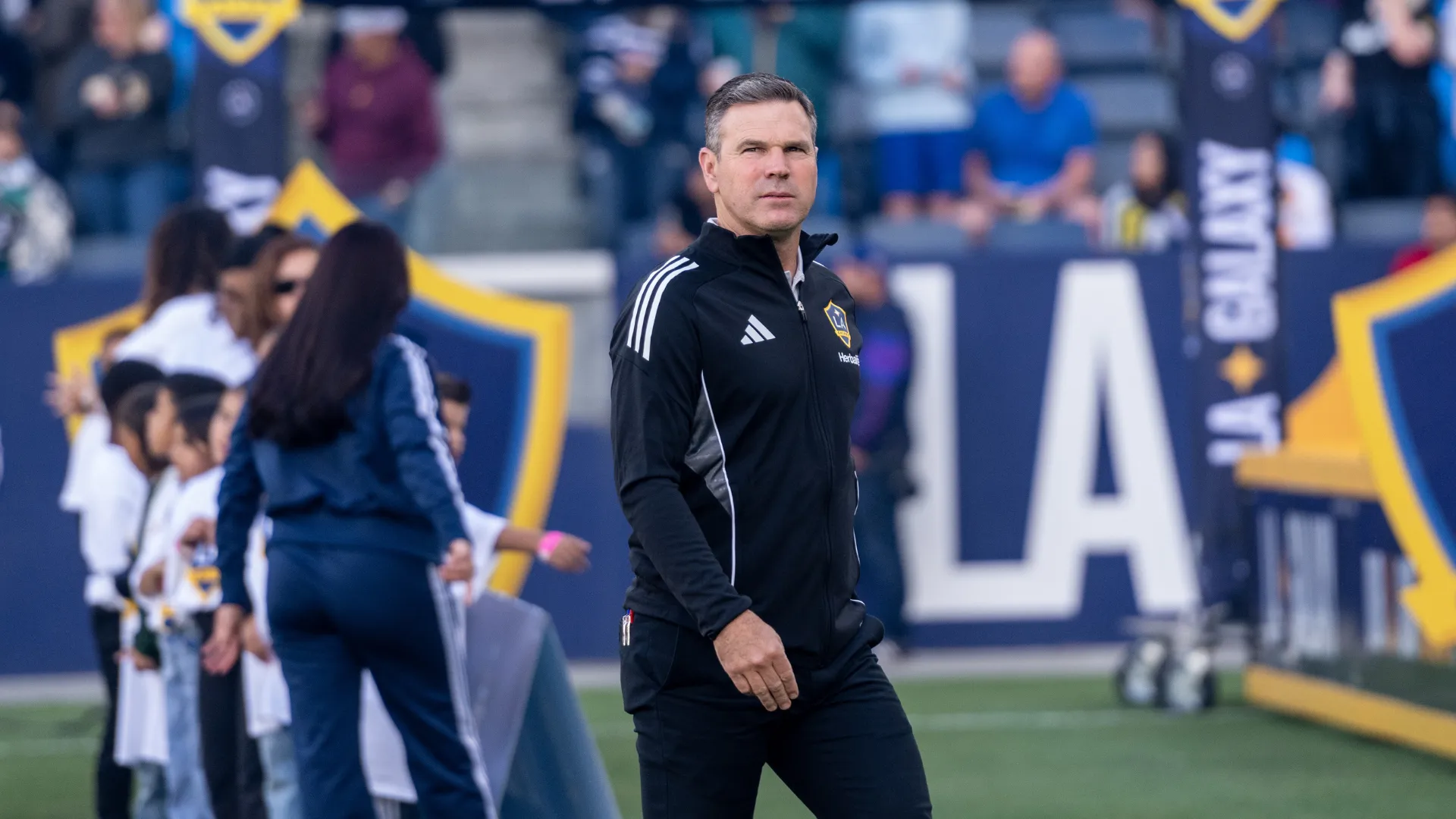 greg-vanney_1iwo1us1sumce1nx6s7bemy7d1.png