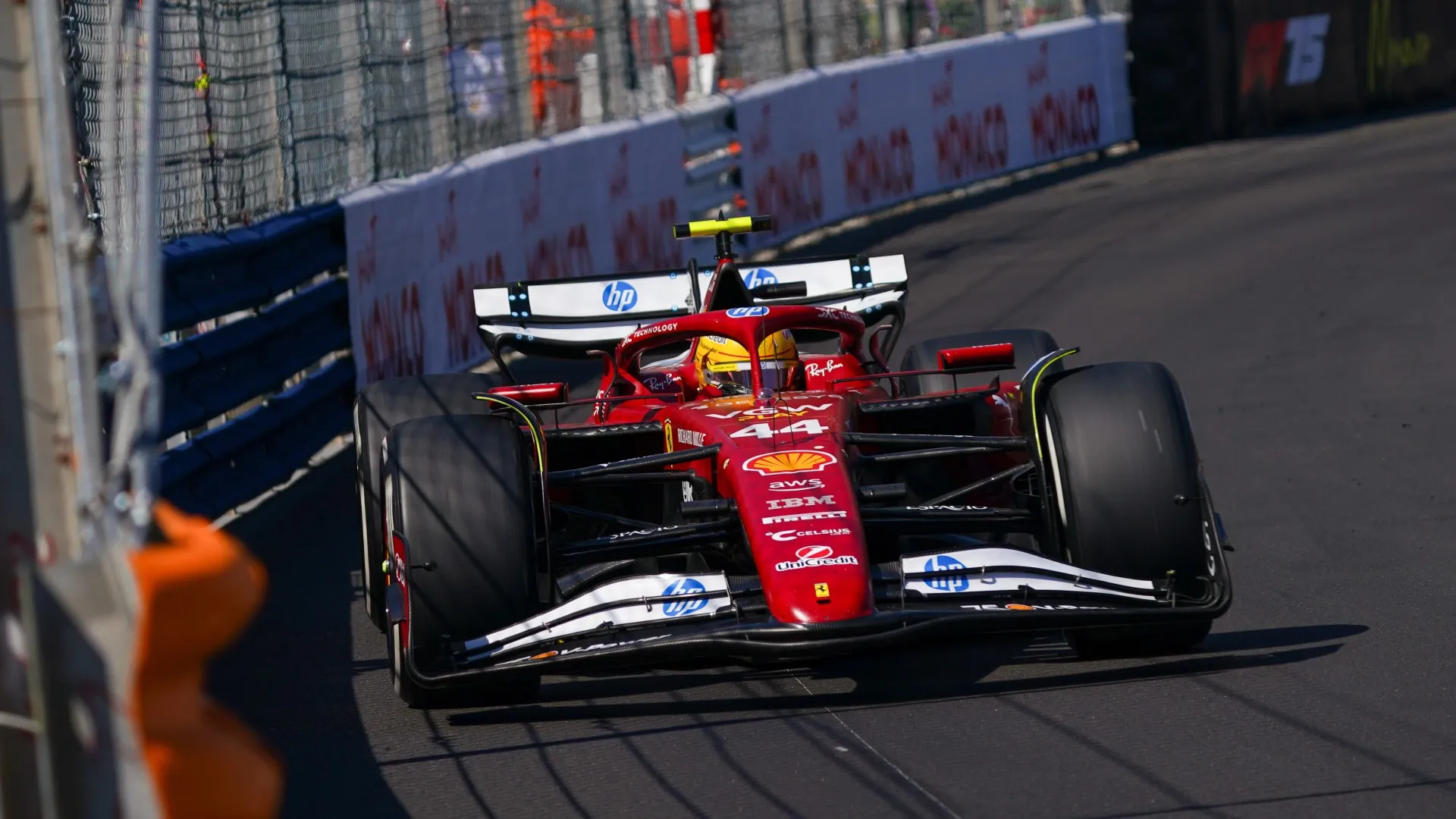 lewis-hamilton_1oxxft4btnt3l1v5ow0fhjmitj.jpg
