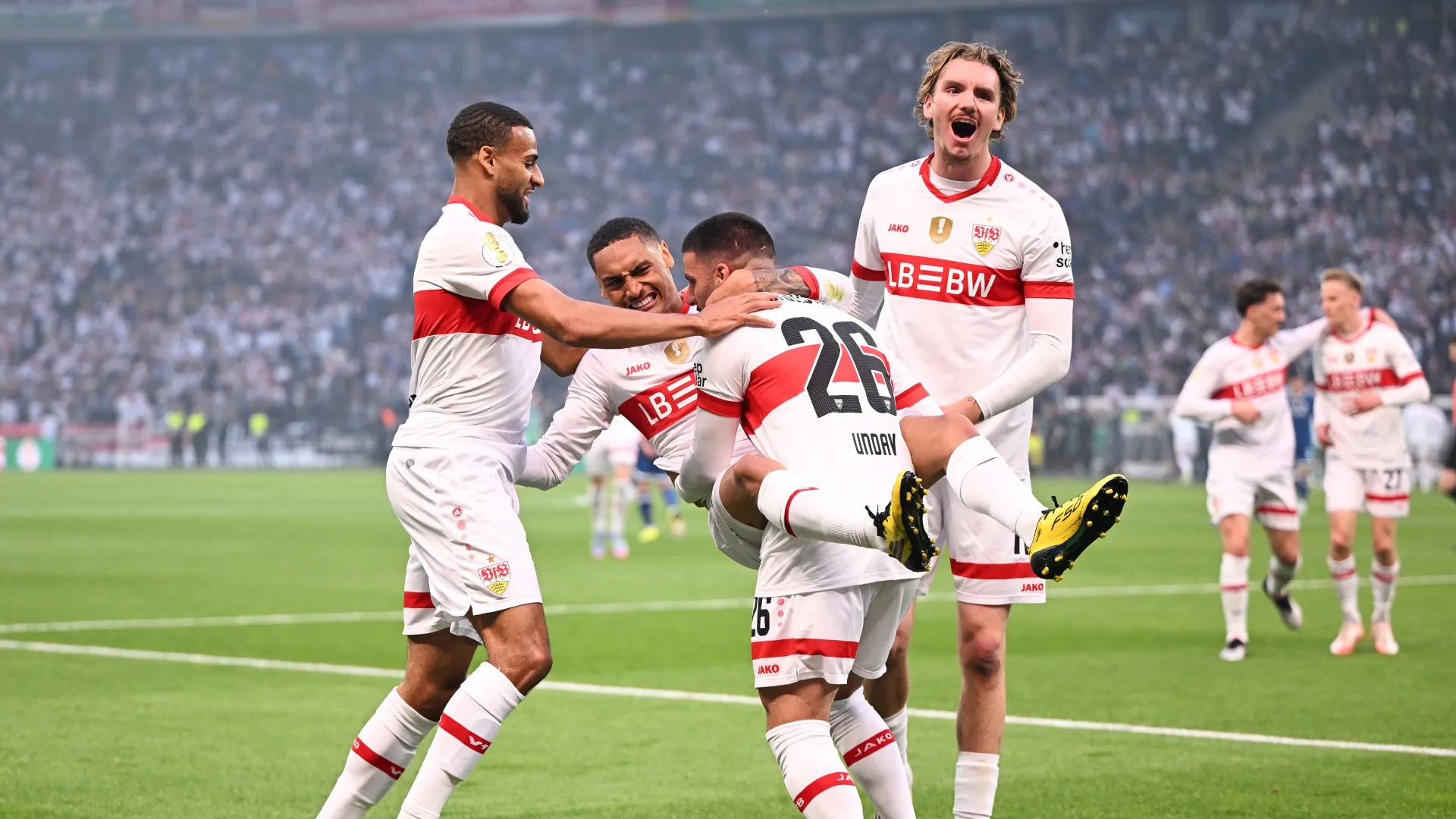 stuttgart_9al7dpzxk3tq1fy0ihi1i3xk4.jpg