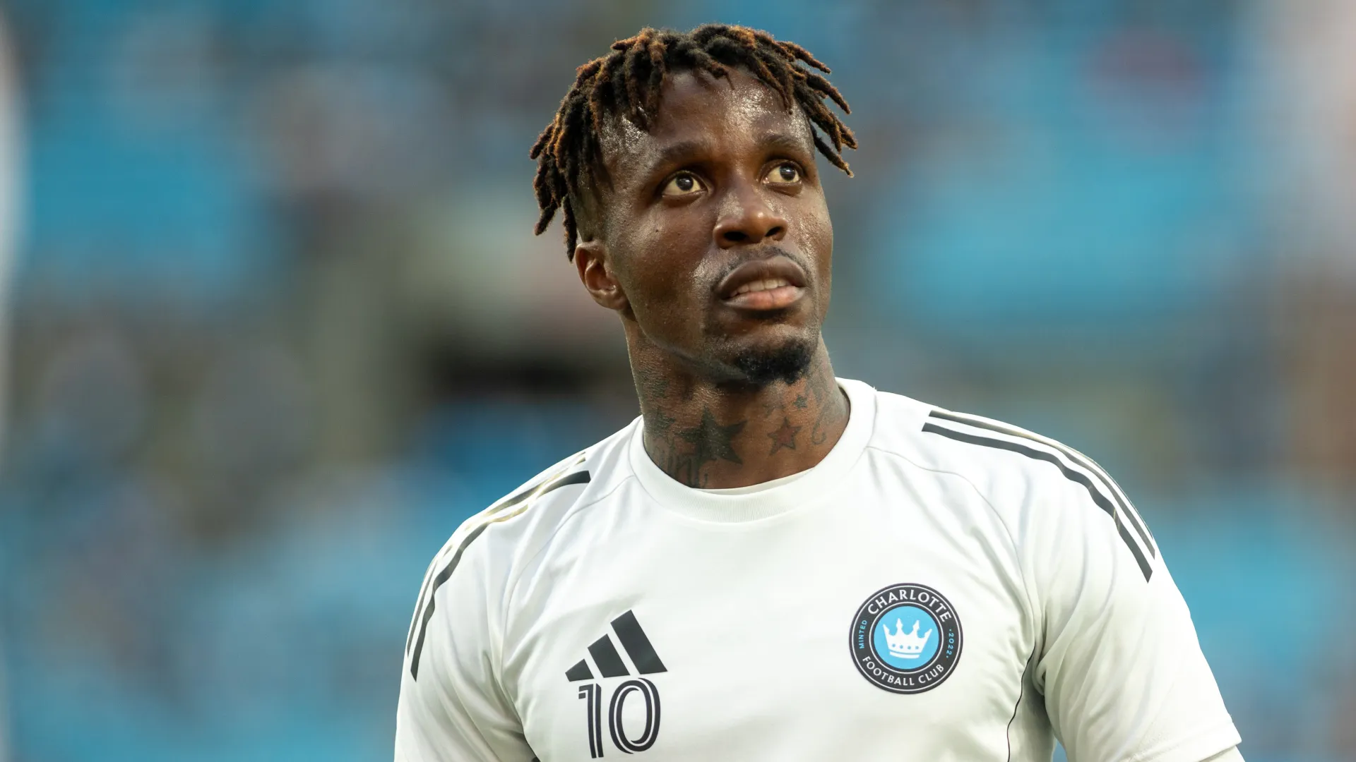 wilfried-zaha_nu9962jfxrsn1ke90hrmv4s5n.jpg