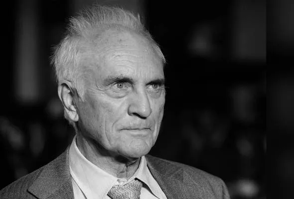 61755465759_TerenceStamp.jpg