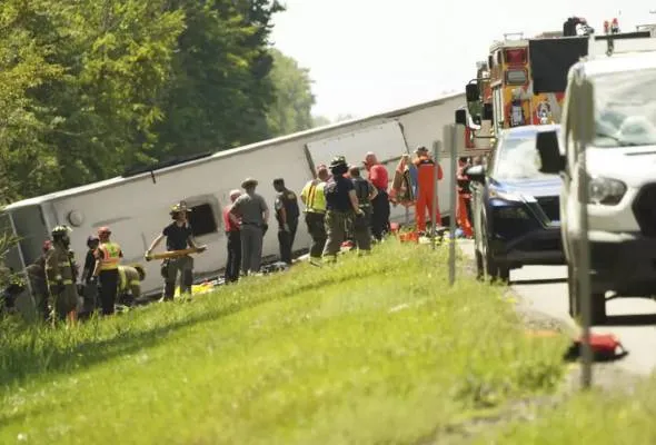 81755906648_crashbusaccident.jpg