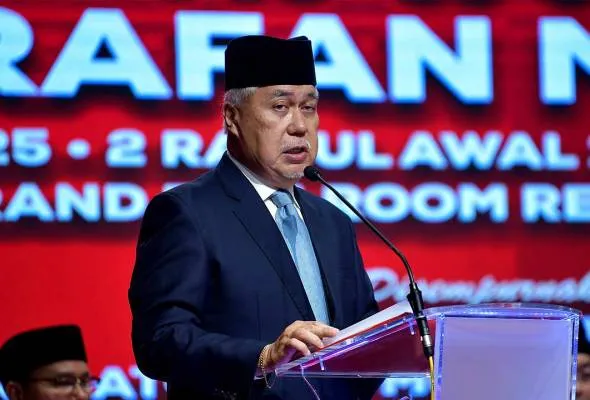 41756206377_RizamTengkuAbdulA.jpg