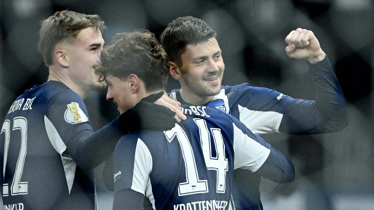 71764910705_DFBCup.jpg