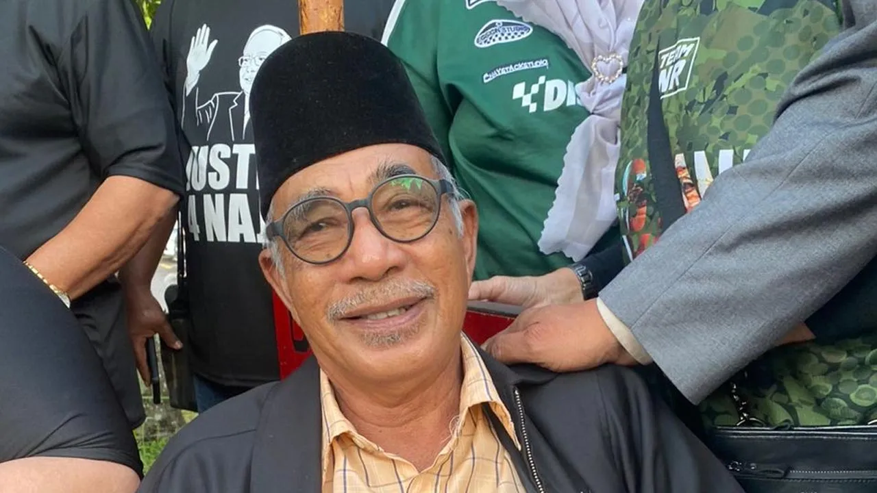 81766363039_TBNajibMahkamah.jpg