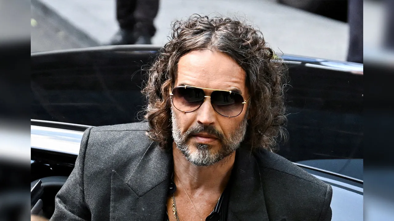 81766566370_RussellBrand.jpg