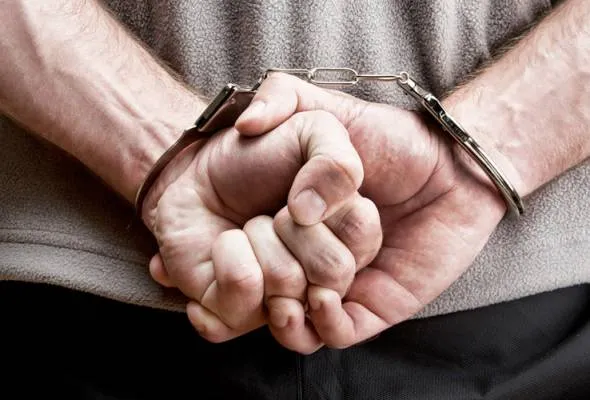 61751886931_Handcuff.jpg