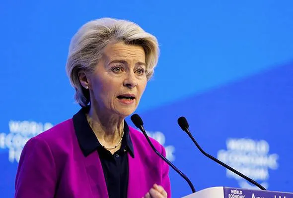41752057571_UrsulavonderLeyen.jpg