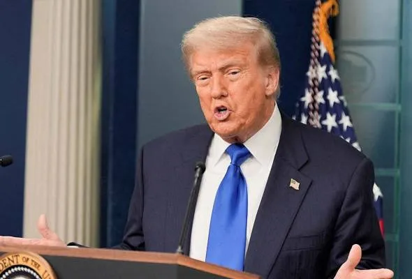 51752032733_DonaldTrump.jpg