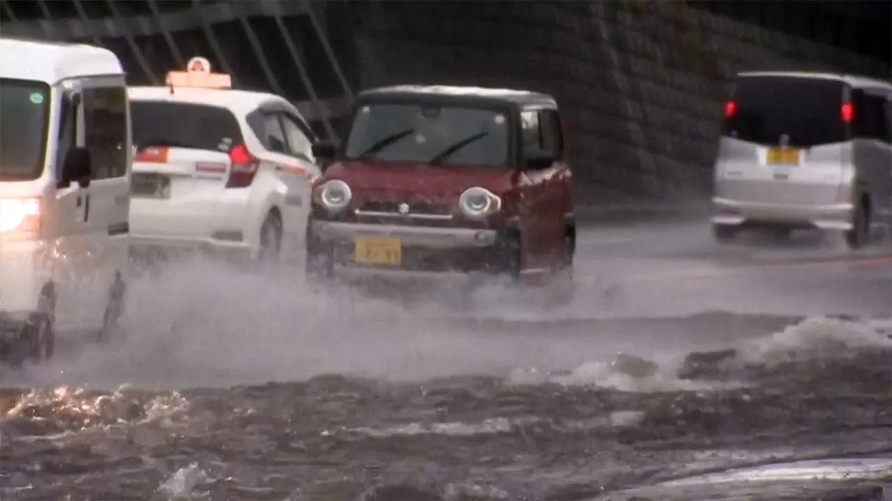 81752577514_TyphoonNariJapan.jpg