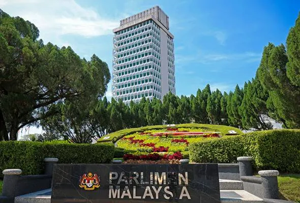41752658955_ParlimenBangunanP.jpg