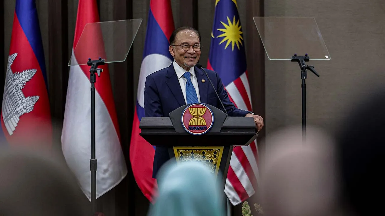 41753786141_AnwarIbrahim.jpg