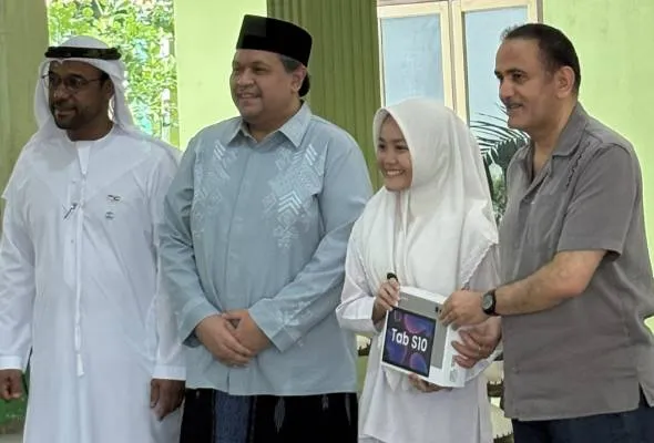 51753778239_humanfraternityIn.jpg