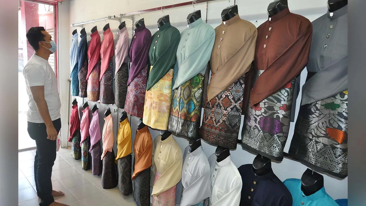 81749122799_bajumelayu.jpg