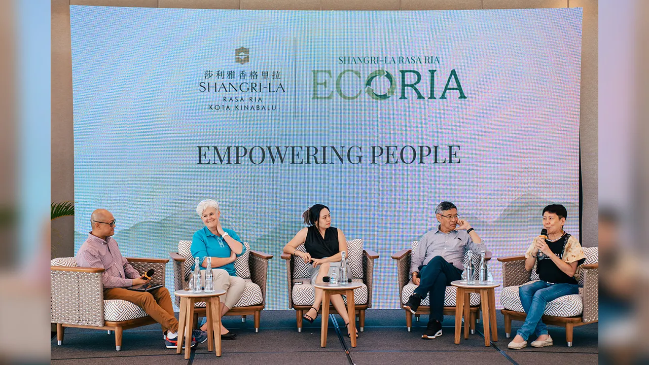 71749183037_EcoriaRasaRia.jpg