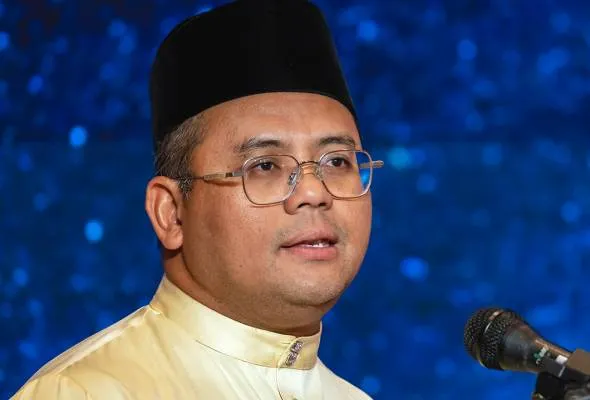 71749804935_AmirudinShari.jpg