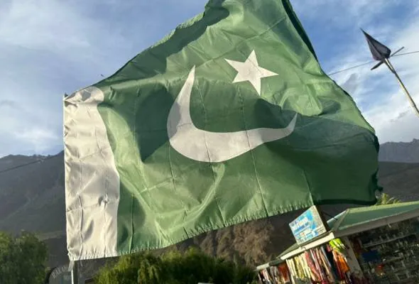 61717998591_benderapakistan.jpg