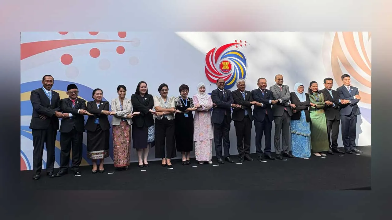 71750304795_tbASEANpendidikan.jpg