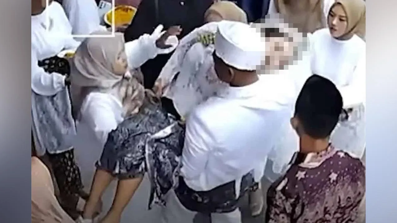 41750479291_TBpengantinpengsan.jpg