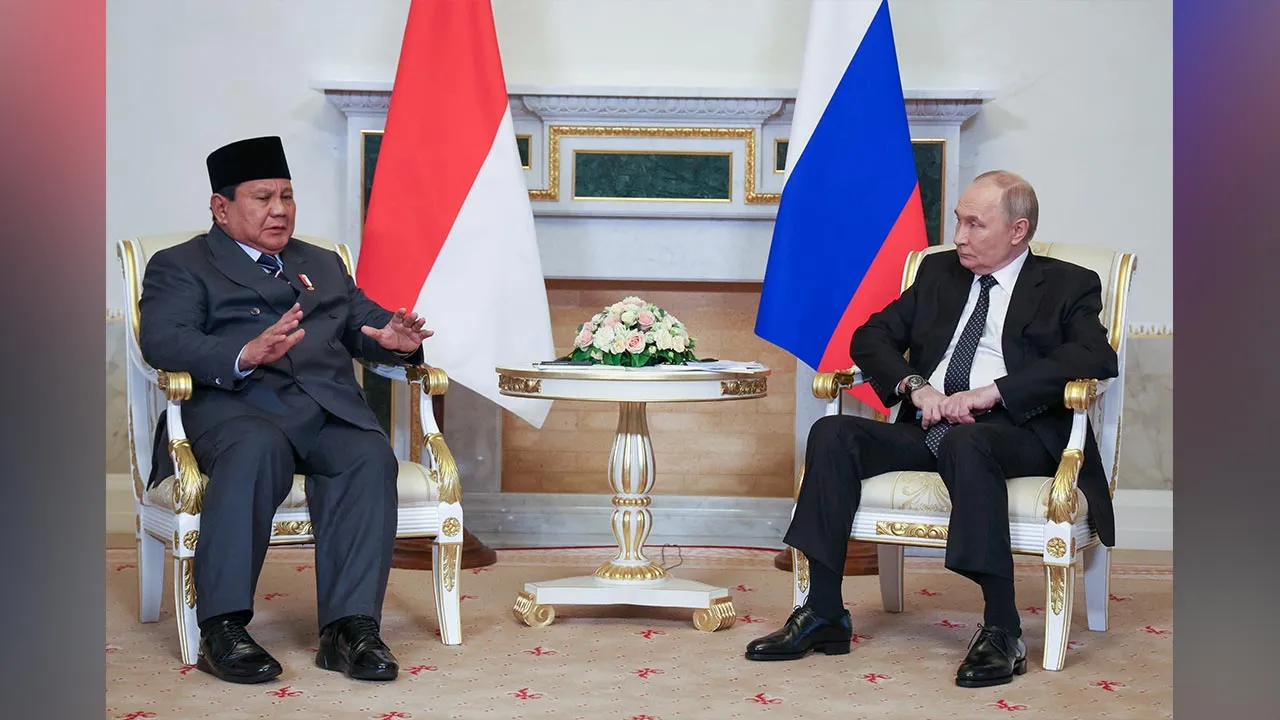 51750484688_TBputin.jpg