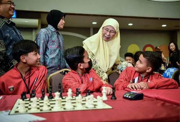81750936045_TBwanazizah.jpg