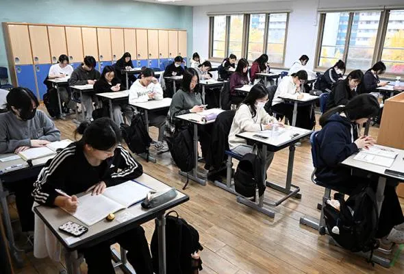71731562350_tbSouthKoreanstude.jpg
