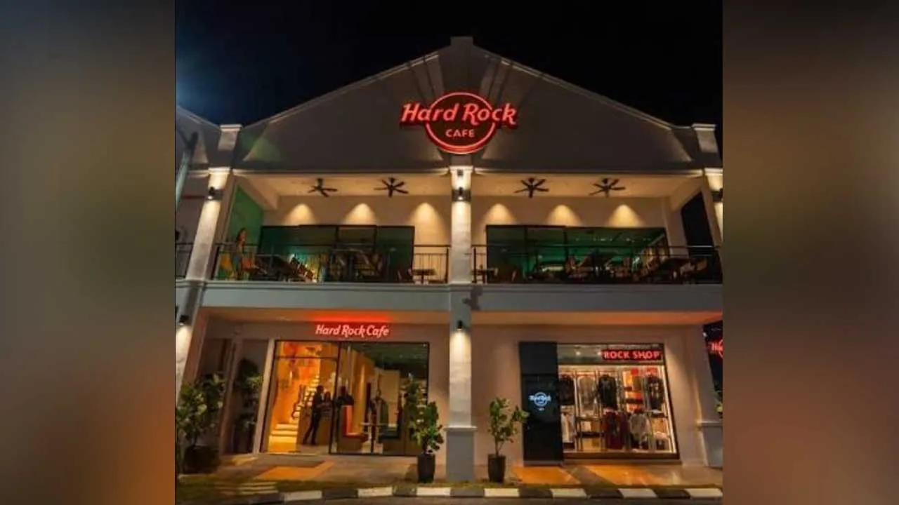 41762312961_tbScottsHardRock.jpg