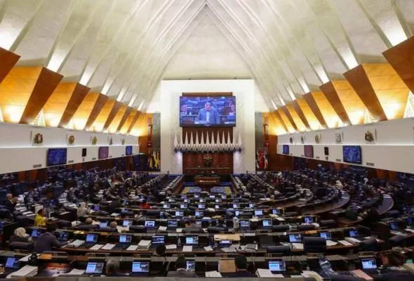 61755776039_Parlimen.jpg