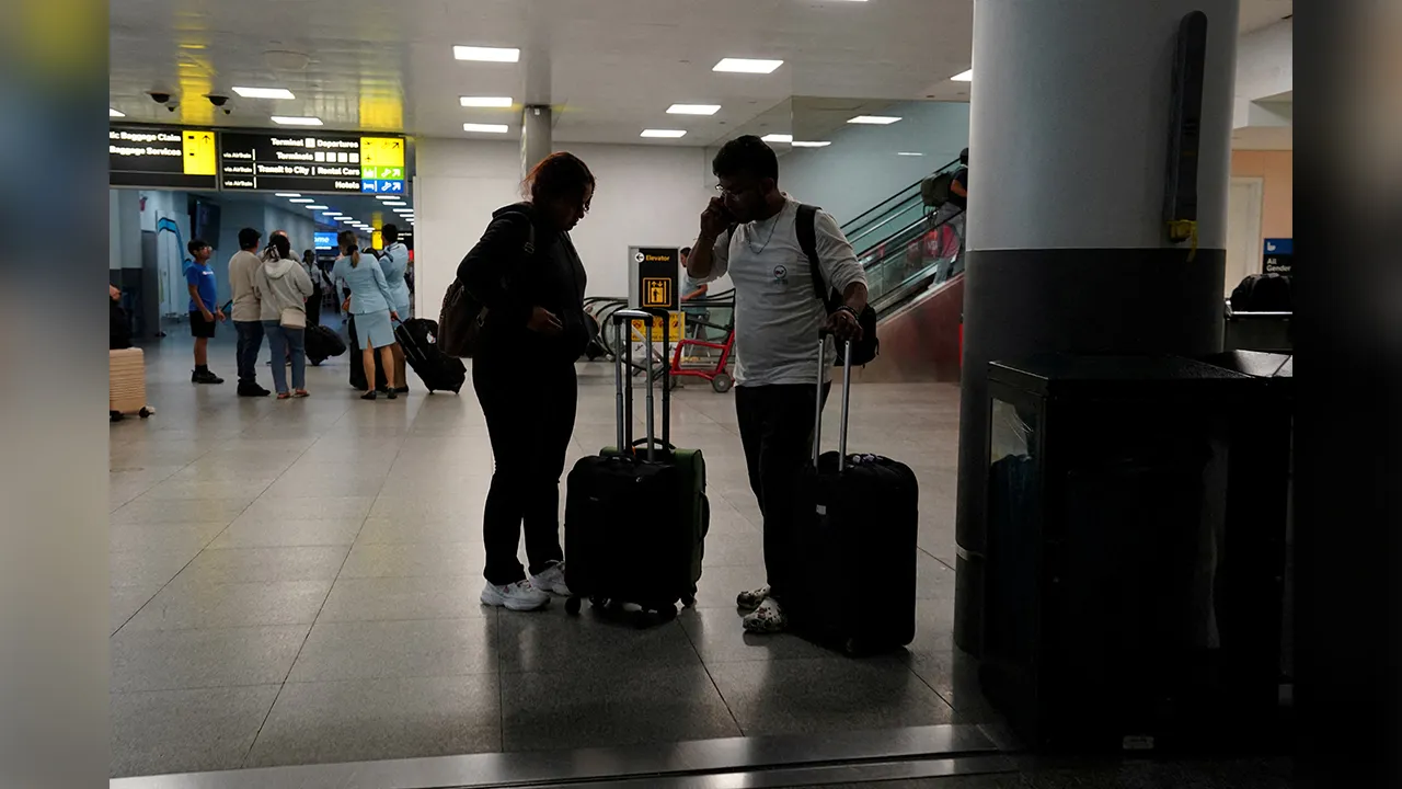 81756763157_ustravelban.jpg