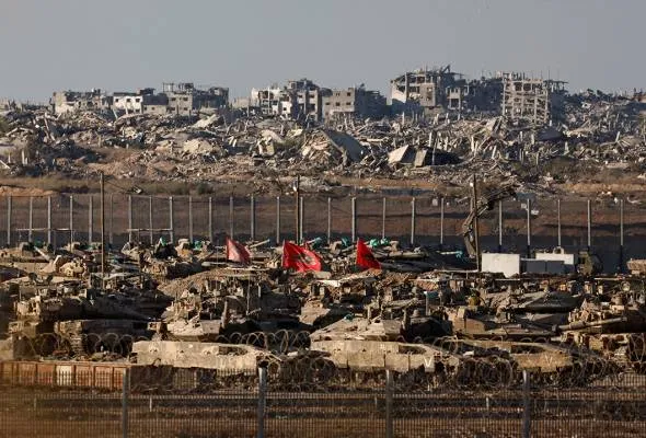 61756889955_Israelitanksgaza.jpg