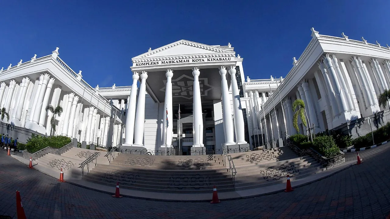 51757452677_MahkamahKotaKinabalu.jpg