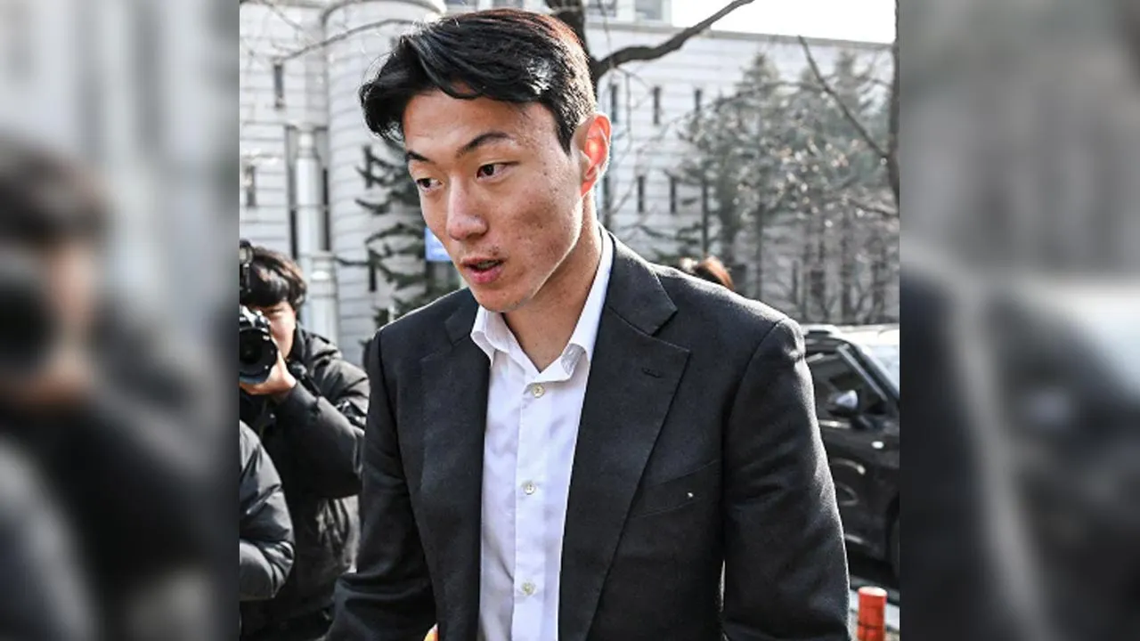 81758535173_HwangUijo.jpg