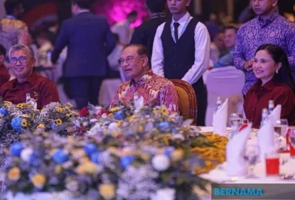 71758730772_TBAnwarIbrahim.jpg