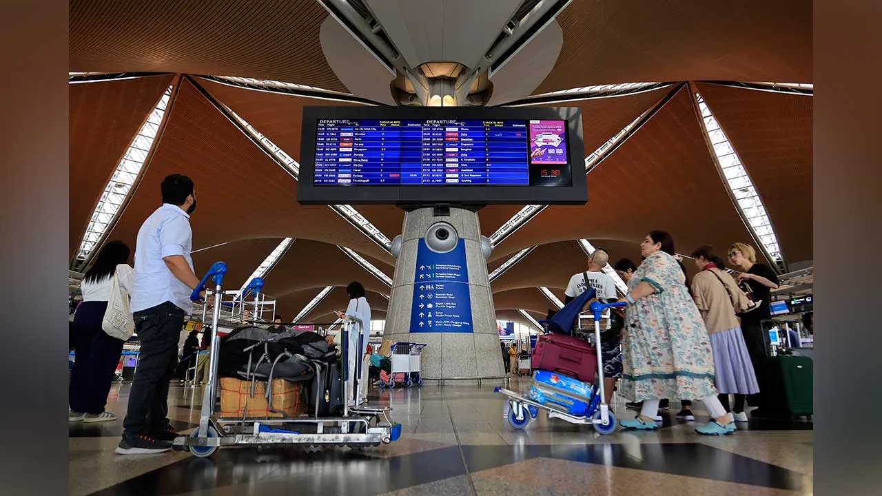 81750758168_tbKLIA.jpg