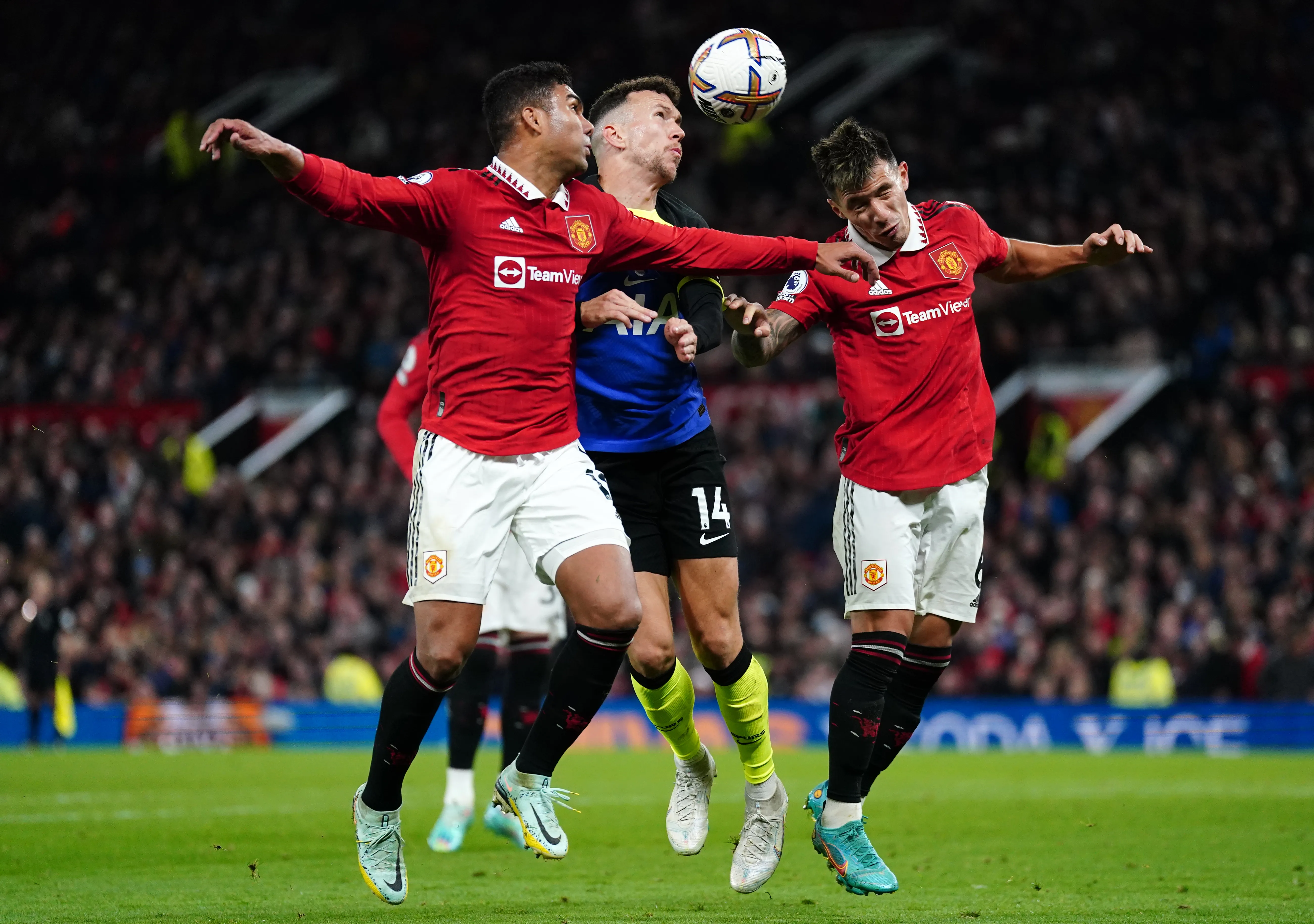 victor-lindelof.jpg