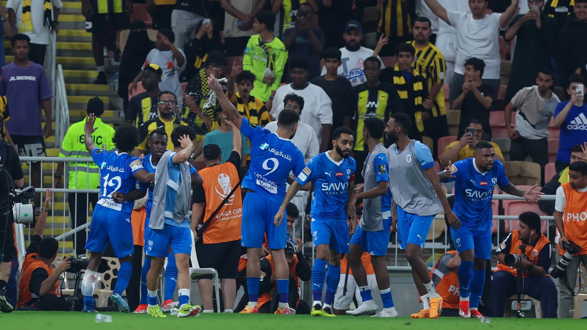 al-hilal_3z8sskzhwtgs1eb0l4tx8ot12.jpg