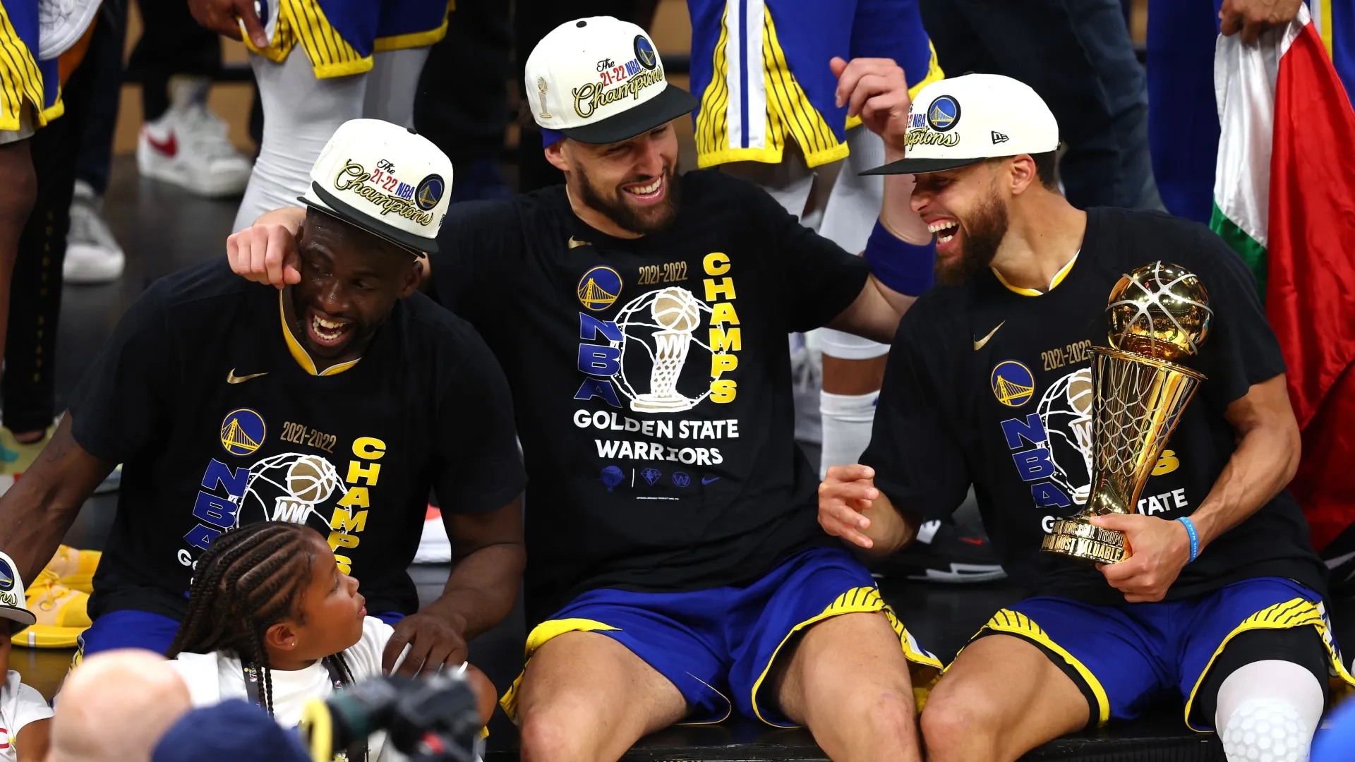 draymond-green-klay-thompson-and-stephen-curry_17tj8elfbi5zc140st62r4casv.jpg