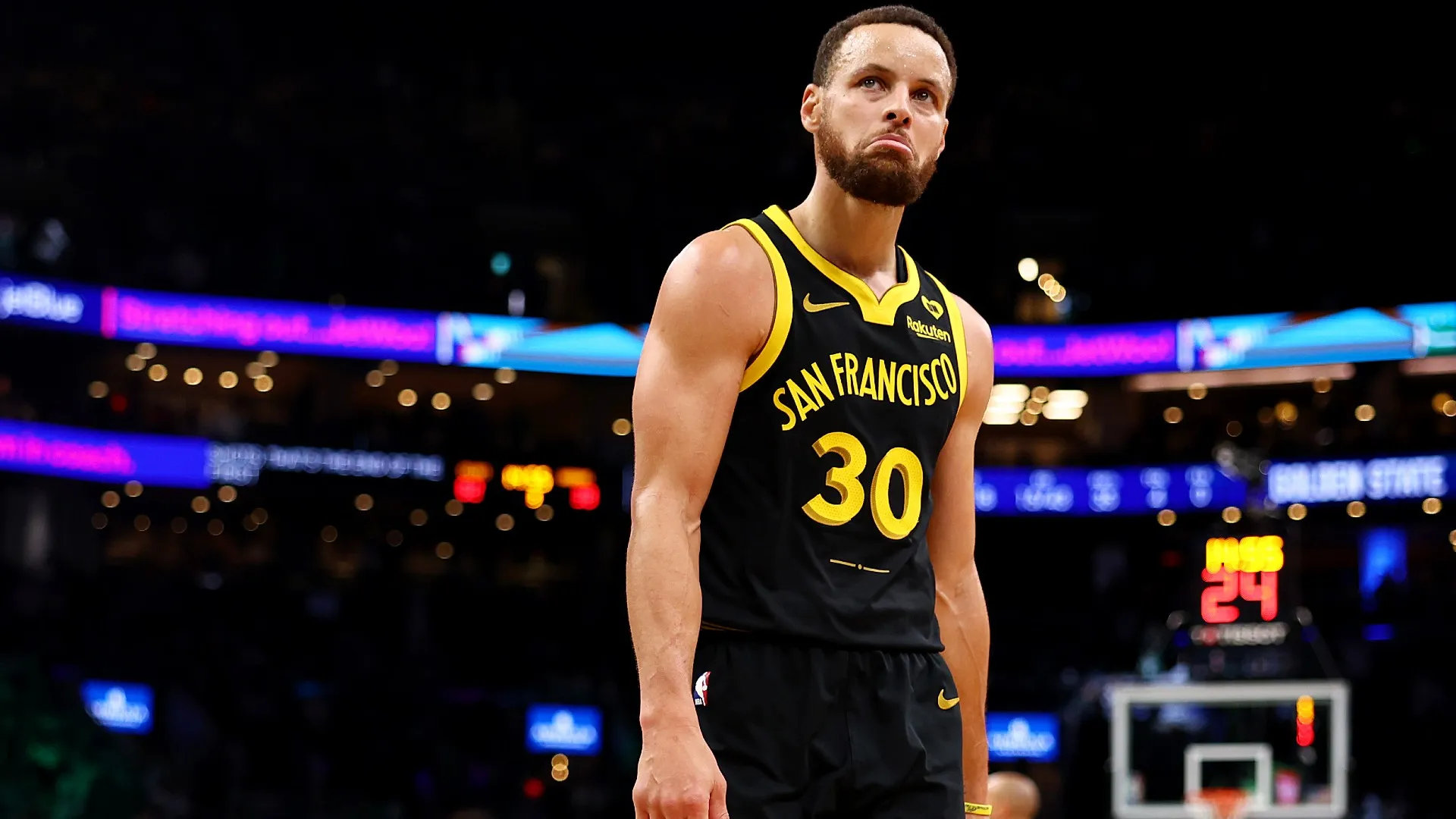 stephen-curry_1xmdi44uf3bse124hrtrfjrn2a.jpg