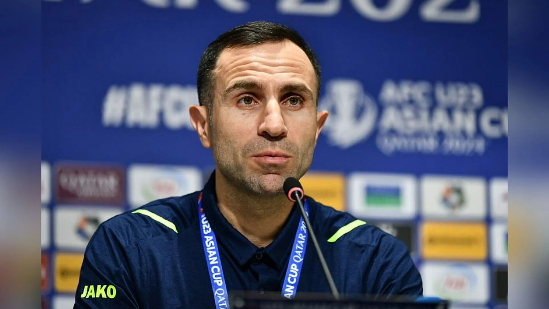 uzbek-coach.jpg