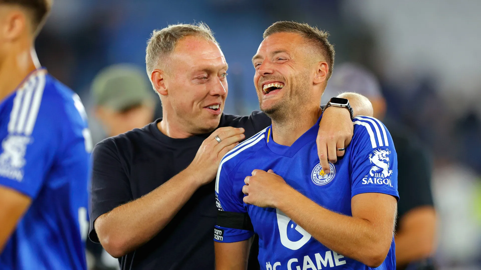 jamie-vardy-and-steve-cooper_ngl8ro4ohd7c17125tnk7exon.png